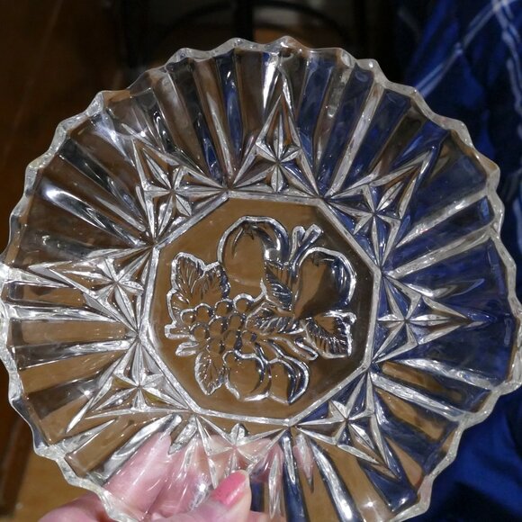 Vintage Federal Clear Glass Fruit Dish/Bowl - Pioneer Pattern w/ Ruffle Edge - Picture 7 of 15